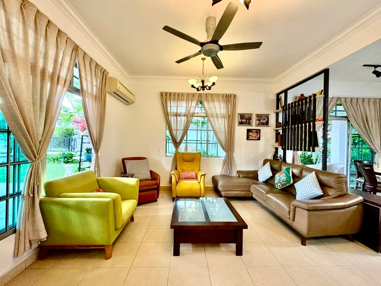 Pelangi Indah - Double Storey Semi Detached / Renovated Unit / Well Condition - Photo 1
