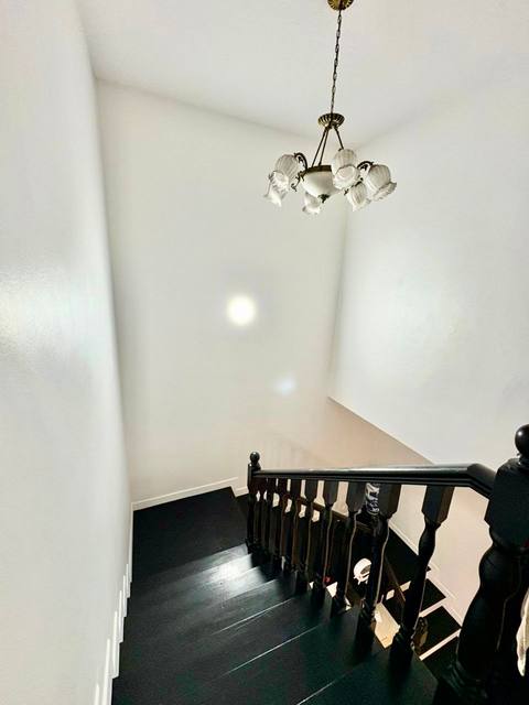 Pelangi Indah - Double Storey Semi Detached / Renovated Unit / Well Condition - Thumbnail 7