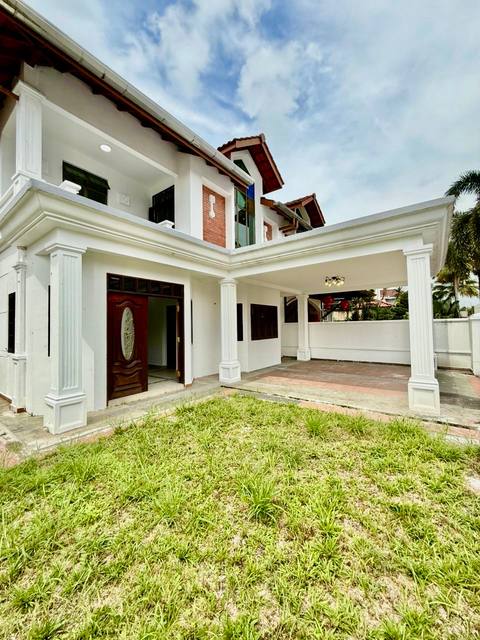Impian Emas - Double Storey Semi Detached / Whole Unit Fully Extended