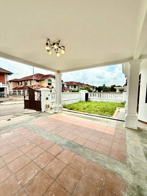 Impian Emas - Double Storey Semi Detached / Whole Unit Fully Extended - Thumbnail 2