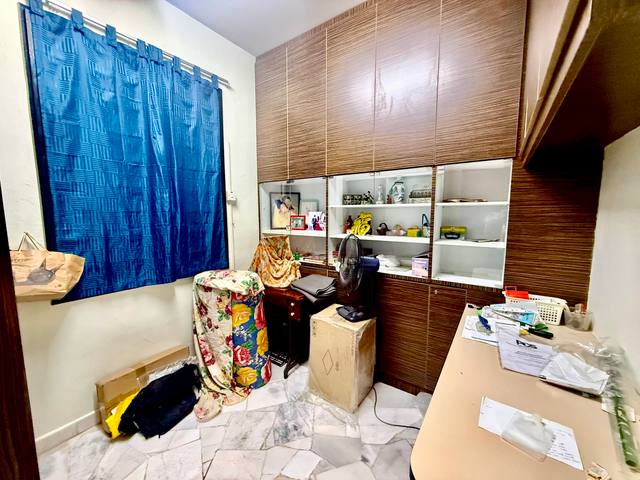 Skudai Tun Aminah - Single Storey Terrace / Renovated Unit / Good Condition - Thumbnail 5