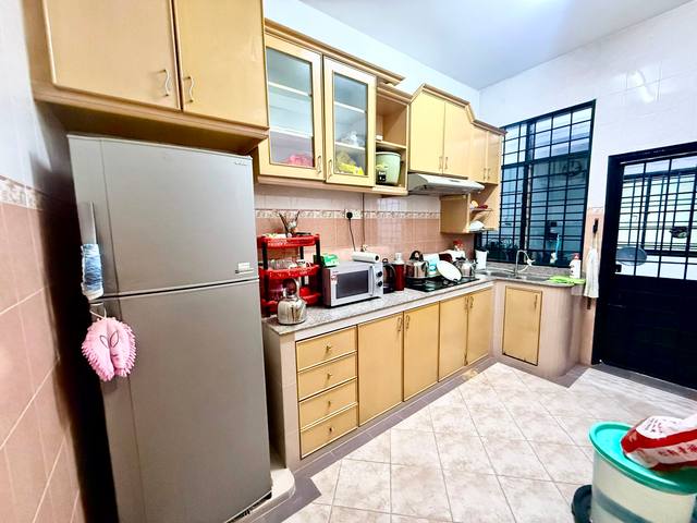 Skudai Tun Aminah - Single Storey Terrace / Renovated Unit / Good Condition - Thumbnail 6