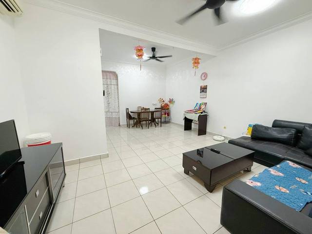 Taman Daya - Single Storey Terrace / Renovated & Extended / Furnished Unit - Thumbnail 4