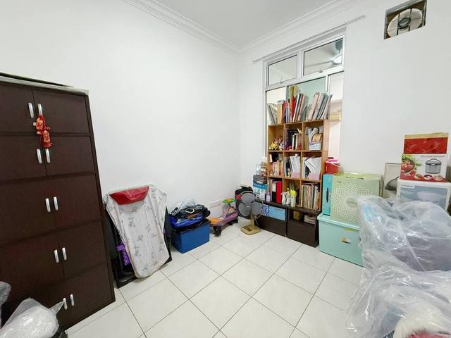 Taman Daya - Single Storey Terrace / Renovated & Extended / Furnished Unit - Thumbnail 8