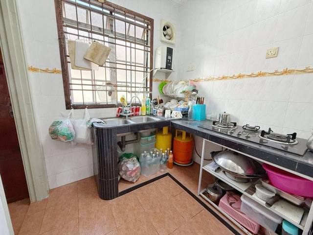 Taman Daya - Single Storey Terrace / Renovated & Extended / Furnished Unit - Thumbnail 11