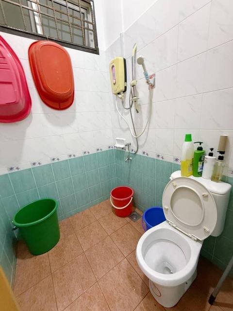 Taman Daya - Single Storey Terrace / Renovated & Extended / Furnished Unit - Thumbnail 16