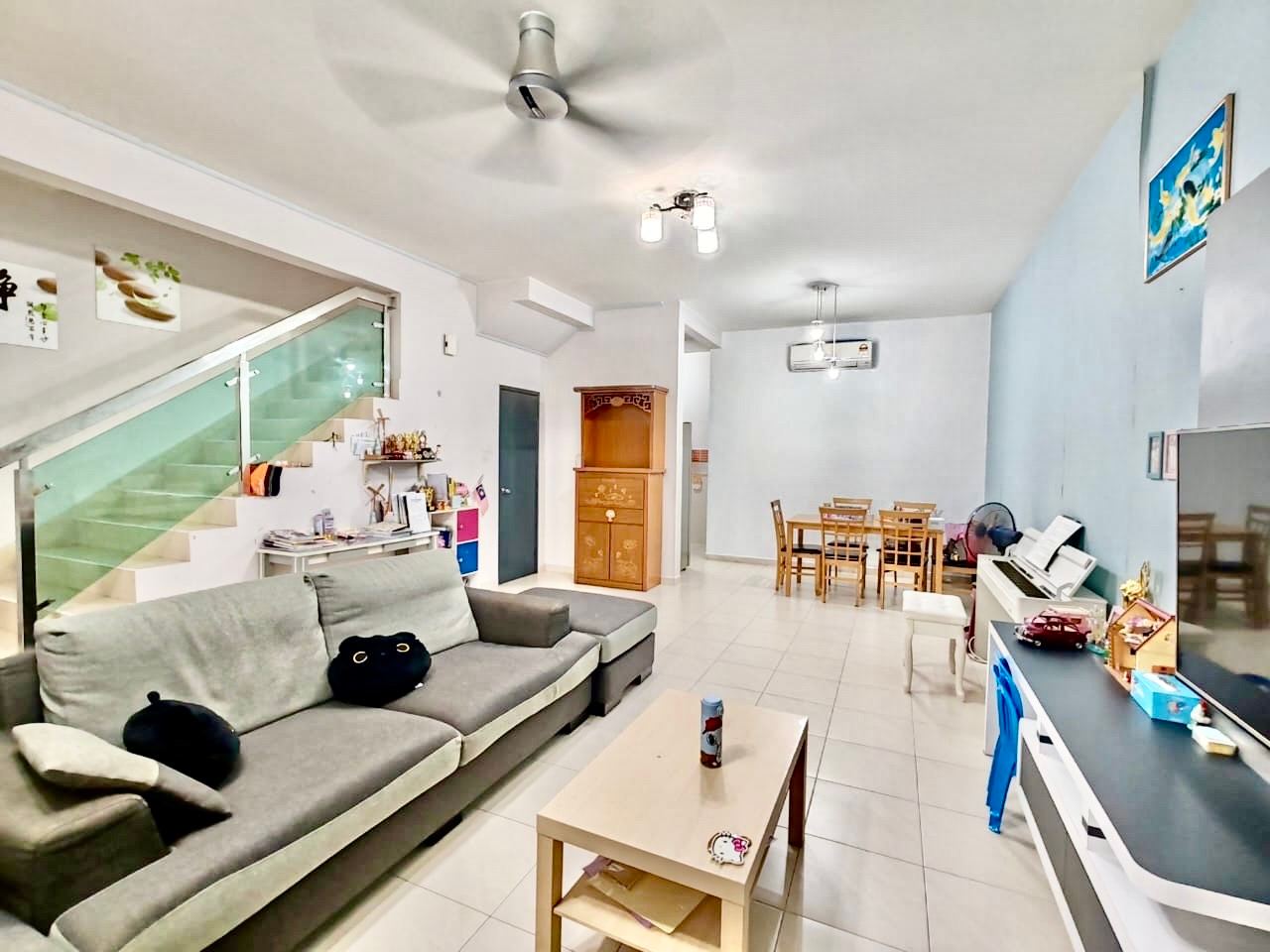 Bukit Indah - Double Storey Terrace / Good Condition / Gated & Guarded - Photo 1