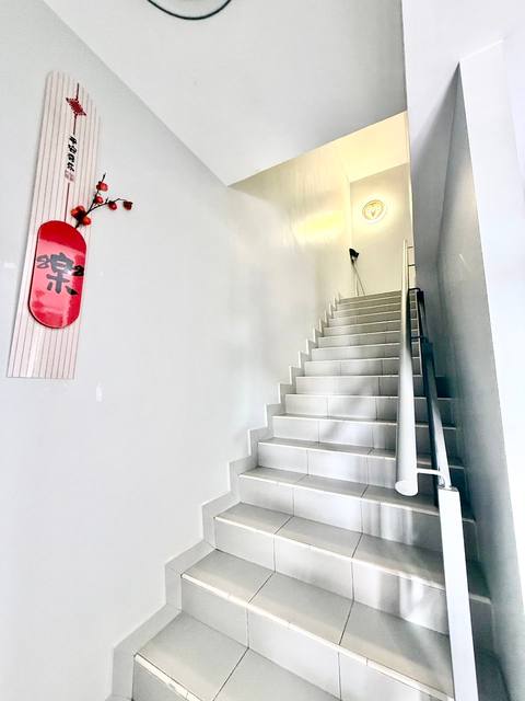 Horizon Hills (Golf East) - Double Storey Terrace / Big Size Renovated Unit / Furnished & Move In Condition  - Thumbnail 6