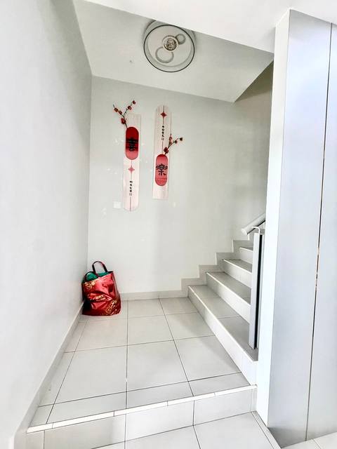 Horizon Hills (Golf East) - Double Storey Terrace / Big Size Renovated Unit / Furnished & Move In Condition  - Thumbnail 7