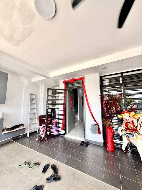 Horizon Hills (Golf East) - Double Storey Terrace / Big Size Renovated Unit / Furnished & Move In Condition  - Thumbnail 12