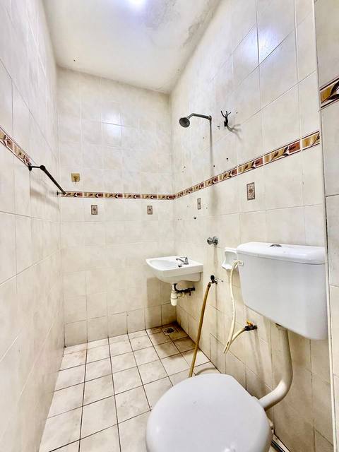Austin Perdana - Double Storey Terrace / Corner Lot with 16ft Extra Land / Gated & Guarded - Thumbnail 14