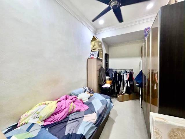 Johor Jaya - Single Storey Terrace / Renovated & Clean Unit / 10 mins to Permas Jaya  - Thumbnail 3