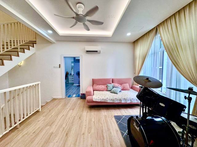 Nusa Sentral - Three Storey Cluster / Modern Style Renovation / 20mins to Tuas - Thumbnail 9