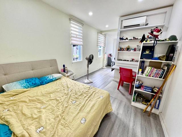 Nusa Sentral - Three Storey Cluster / Modern Style Renovation / 20mins to Tuas - Thumbnail 11