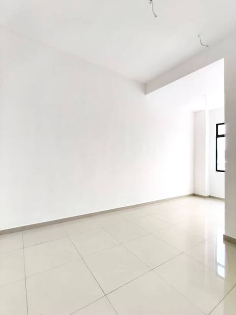 Desa Tebrau - Double Storey Terrace / End Lot with Extra Land / Brand New Subsale - Thumbnail 7