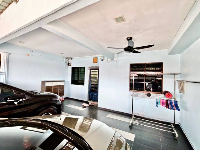 Taman Universiti - Single Storey Terrace / Fully Renovated / Good Condition