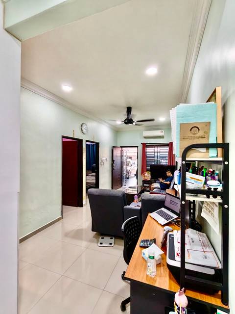 Taman Universiti - Single Storey Terrace / Fully Renovated / Good Condition - Thumbnail 3
