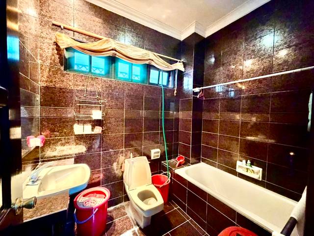 Taman Pelangi - Double Storey Semi Detached / Original Unit / 10mins to CIQ - Thumbnail 10