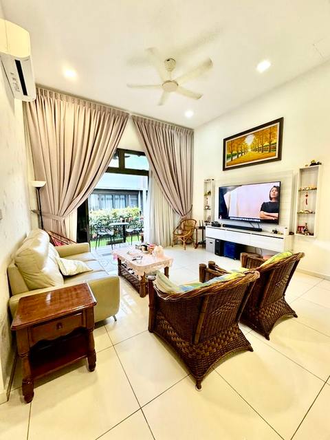 Sunway Iskandar (Sunway Emerald Residence) - Double Storey Terrace / Renovated Cozy Unit
