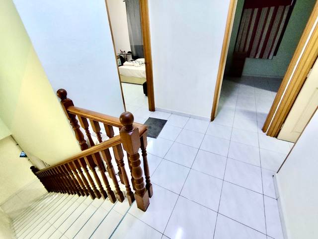 Permas Jaya - Double Storey Terrace / Kitchen Extended / Unblock View - Thumbnail 8