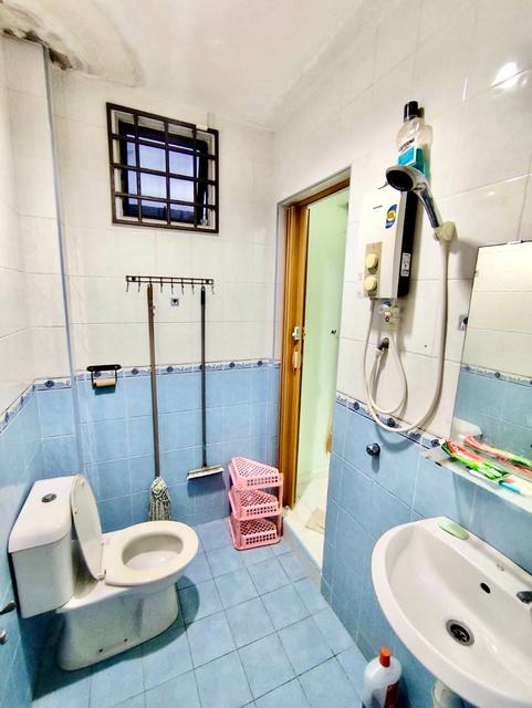 Permas Jaya - Double Storey Terrace / Kitchen Extended / Unblock View - Thumbnail 14