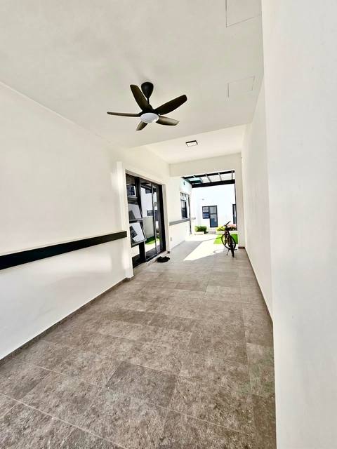 Eco Botanic (The Borough) - Double Storey Terrace / Renovated in Good Condition / Nearby Shoplots - Thumbnail 10