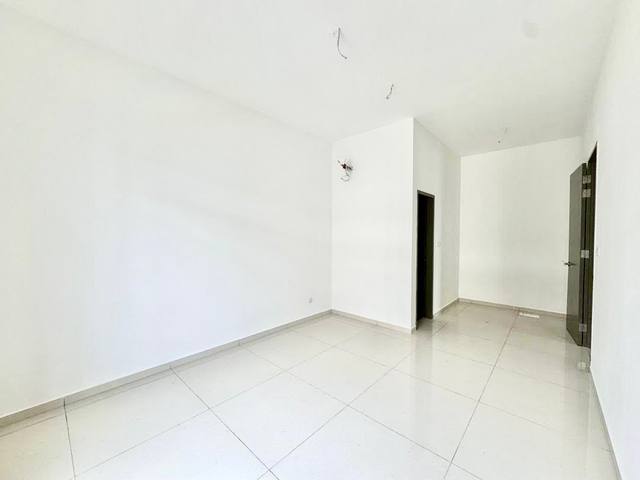 Austin Crest (Sapphire 3) - Double Storey Cluster / Brand New Subsale / Spacious High Ceiling Design - Thumbnail 10