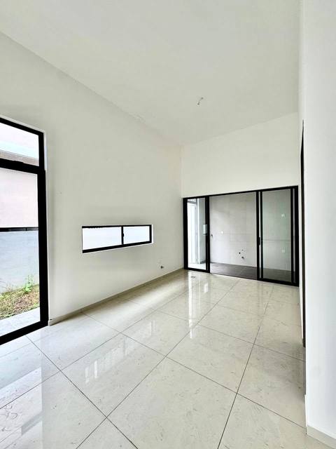 Austin Crest (Sapphire 3) - Double Storey Cluster / Brand New Subsale / Spacious High Ceiling Design - Thumbnail 12