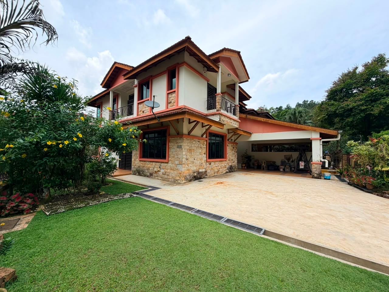 Nusa Idaman - Double Storey Semi Detached / Unblock View / Gated & Guarded - Photo 1
