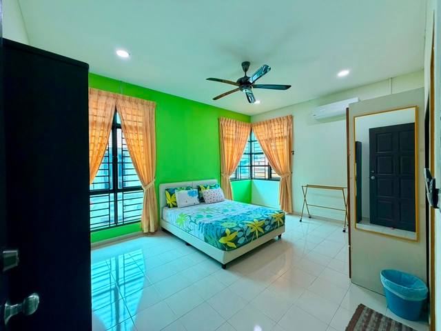 Nusa Idaman - Double Storey Semi Detached / Unblock View / Gated & Guarded - Thumbnail 7