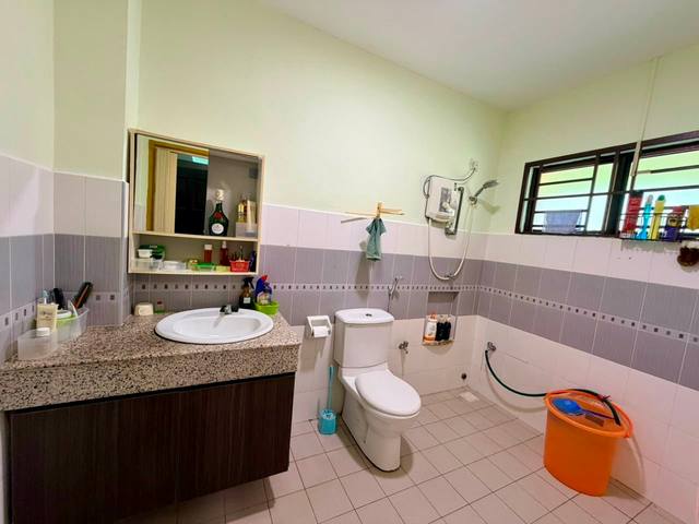 Nusa Idaman - Double Storey Semi Detached / Unblock View / Gated & Guarded - Thumbnail 16