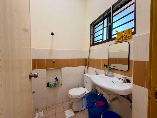 Nusa Idaman - Double Storey Semi Detached / Unblock View / Gated & Guarded - Thumbnail 17