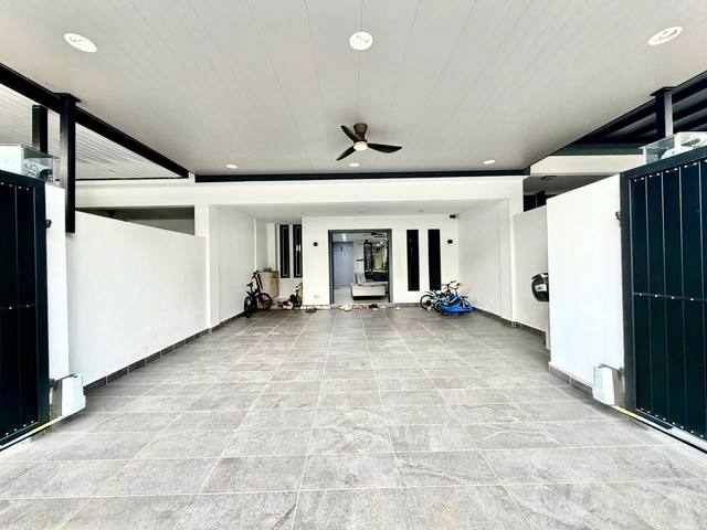 Mutiara Rini - Double Storey Terrace / Fully Renovated & Extended / Unblock View