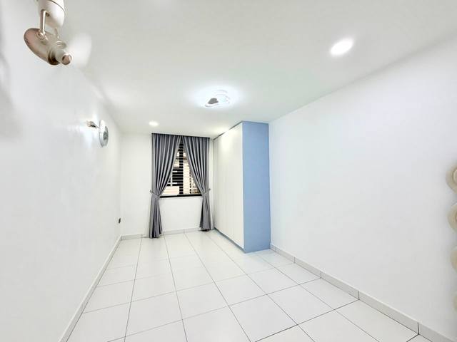 Mutiara Rini - Double Storey Terrace / Fully Renovated & Extended / Unblock View - Thumbnail 6