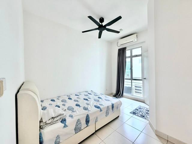 Iskandar Puteri (Aspira LakeHomes) - Double Storey Terrace / Nice Condition / Gated & Guarded - Thumbnail 6