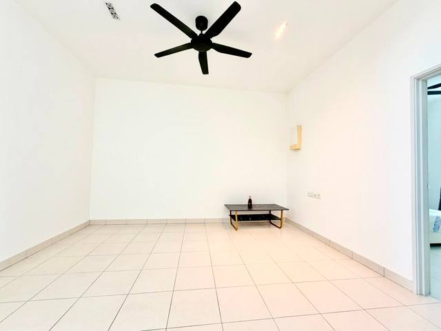 Iskandar Puteri (Aspira LakeHomes) - Double Storey Terrace / Nice Condition / Gated & Guarded - Thumbnail 8