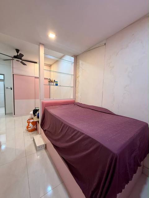 Megah Ria - Double Storey Terrace / Corner Lot with Extra Land / Renovated with MBJB Approval  - Thumbnail 9