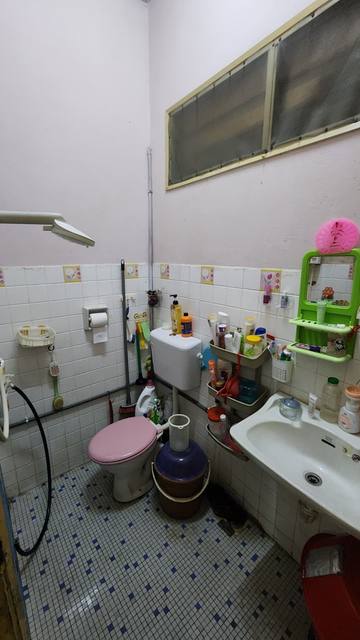 Taman Pelangi - Single Storey Terrace / JB City Centre Hot Location / Good for Investment - Thumbnail 7