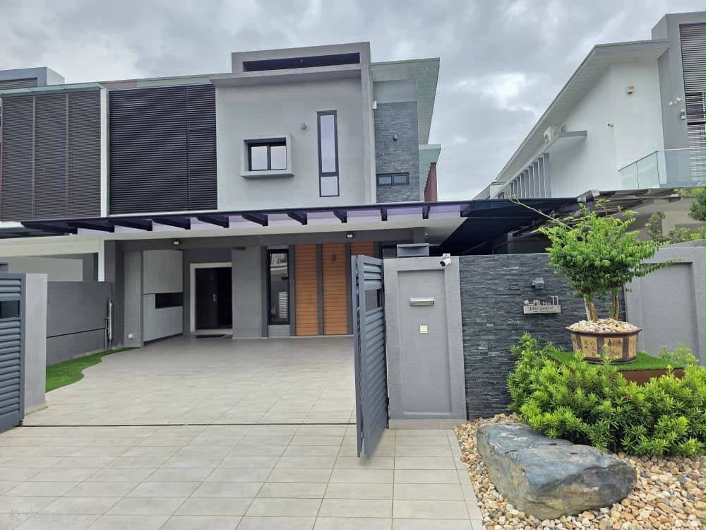 Taman Gaya (Arista 2) - Double Storey Semi Detached / Fully Designed & Renovated / Gated & Guarded - Photo 1