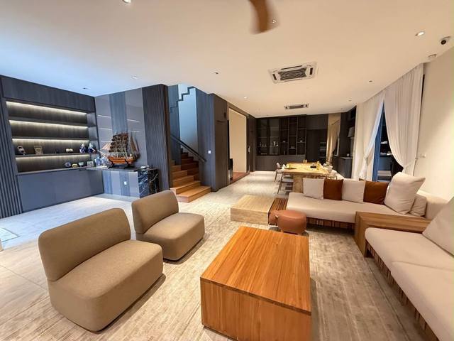 Taman Gaya (Arista 2) - Double Storey Semi Detached / Fully Designed & Renovated / Gated & Guarded - Thumbnail 2