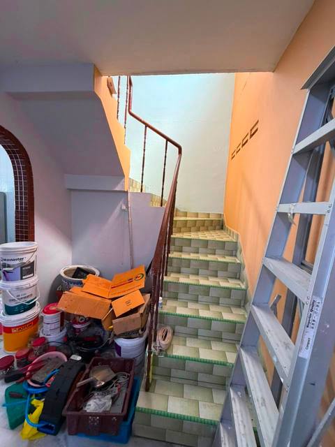 Tun Aminah - Single Storey Corner Lot / Renovated with Mezzanine Floor  - Thumbnail 5