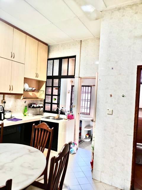 Taman Molek (Molek Prime) - Single Storey Terrace / Walking Distance to Shops - Thumbnail 7