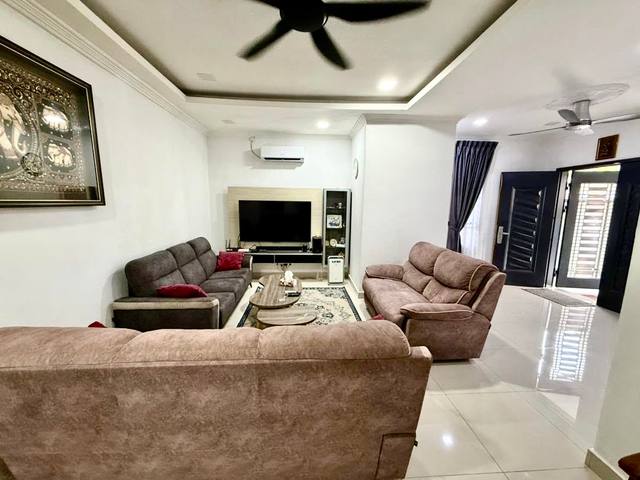 Taman Rinting - Single Storey Terrace / End Lot with More Land / Fully Renovated & Extended - Thumbnail 3