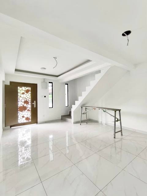 Permas Jaya - Double Storey Low Cost / Corner with Bigger Land Size / Fully Renovated & Extended - Thumbnail 3