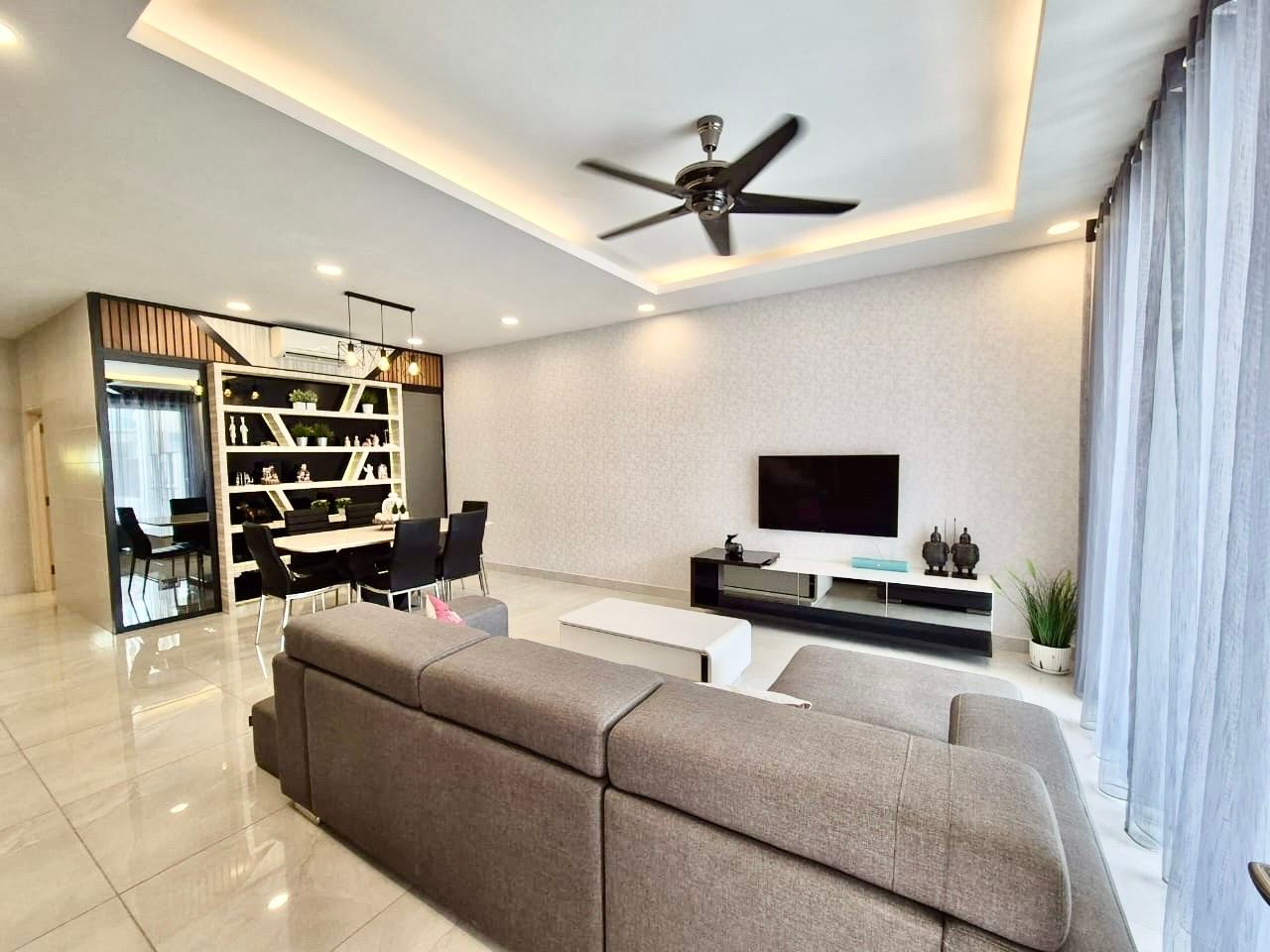 Bandar Dato Onn - Double Storey Terrace / Renovated & Well Maintained / 5mins to AEON Mall - Photo 1