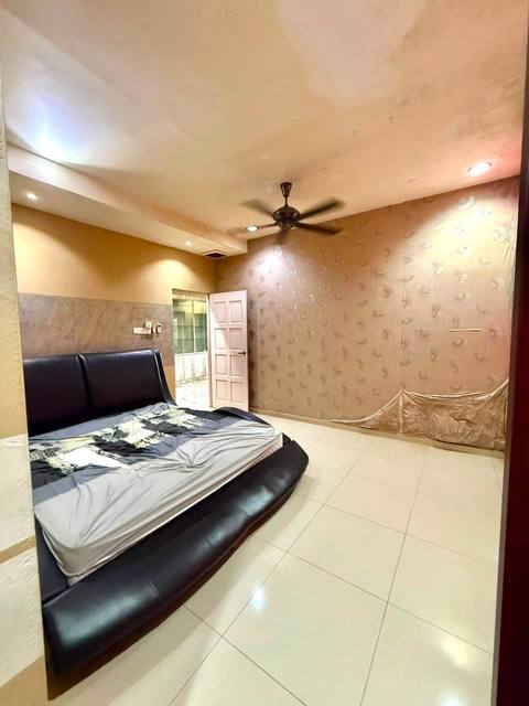 Taman Universiti - Single Storey Terrace Corner Lot / Fully Renovated Unit / Spacious & Big Unit - Thumbnail 6