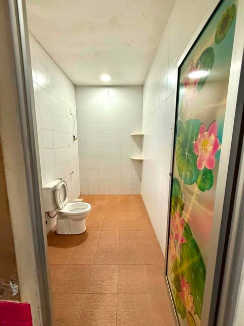 Taman Universiti - Single Storey Terrace Corner Lot / Fully Renovated Unit / Spacious & Big Unit - Thumbnail 12
