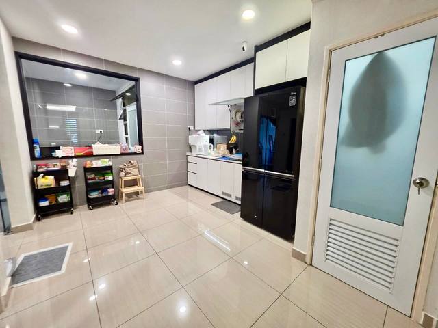 Tun Aminah (Promenade) - Double Storey Cluster Corner / Renovated & Extended / Opposite Tasek Central Commercial Area - Thumbnail 7