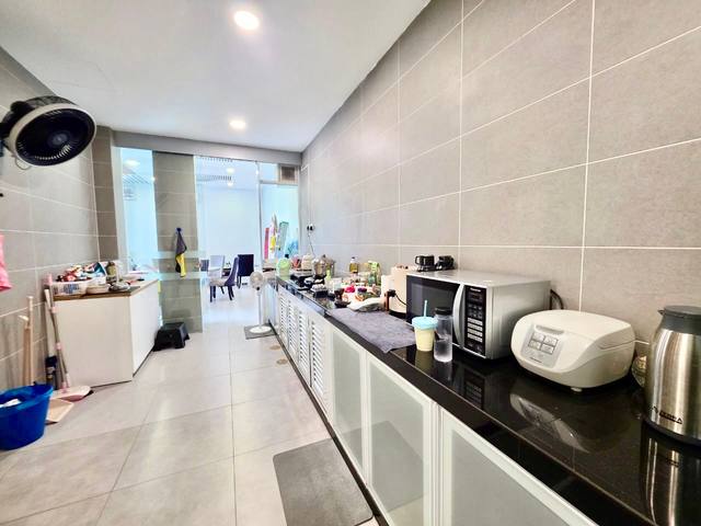 Tun Aminah (Promenade) - Double Storey Cluster Corner / Renovated & Extended / Opposite Tasek Central Commercial Area - Thumbnail 8