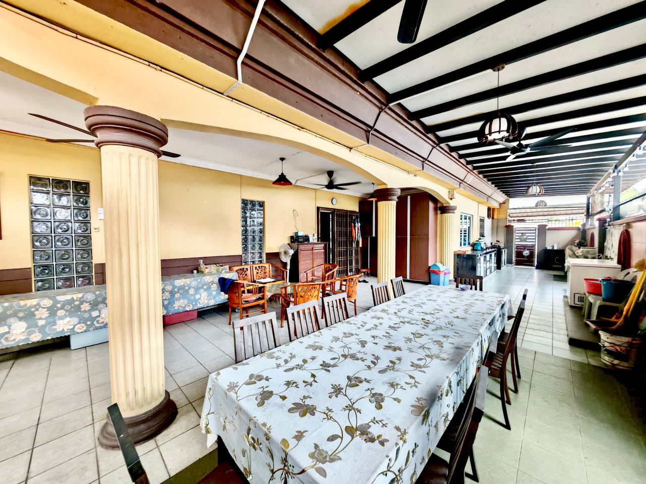 Impian Emas - Double Storey Terrace Corner / Full Loan Unit / Gated & Guarded - Photo 1